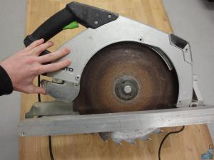 aw--helios--2013-04-13--03--workshop-circular-saw-blade.jpeg
